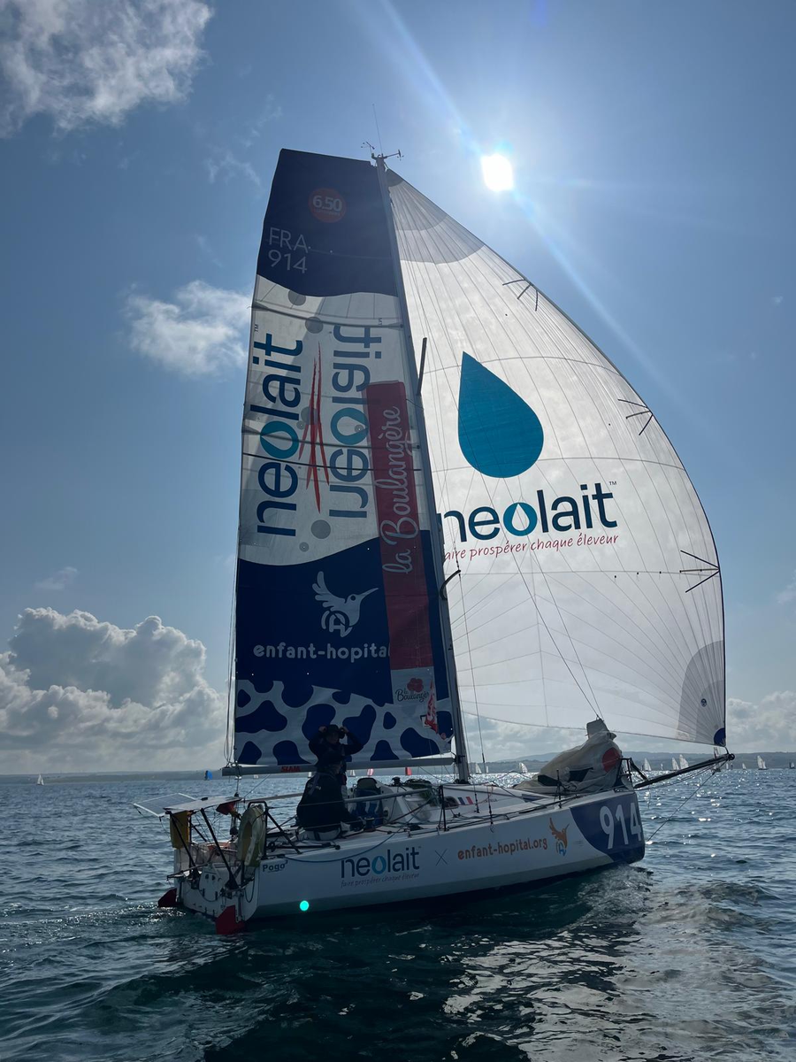 Bateau en pleine mer